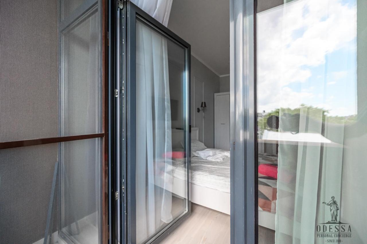 City Center New House Odessa Esterno foto
