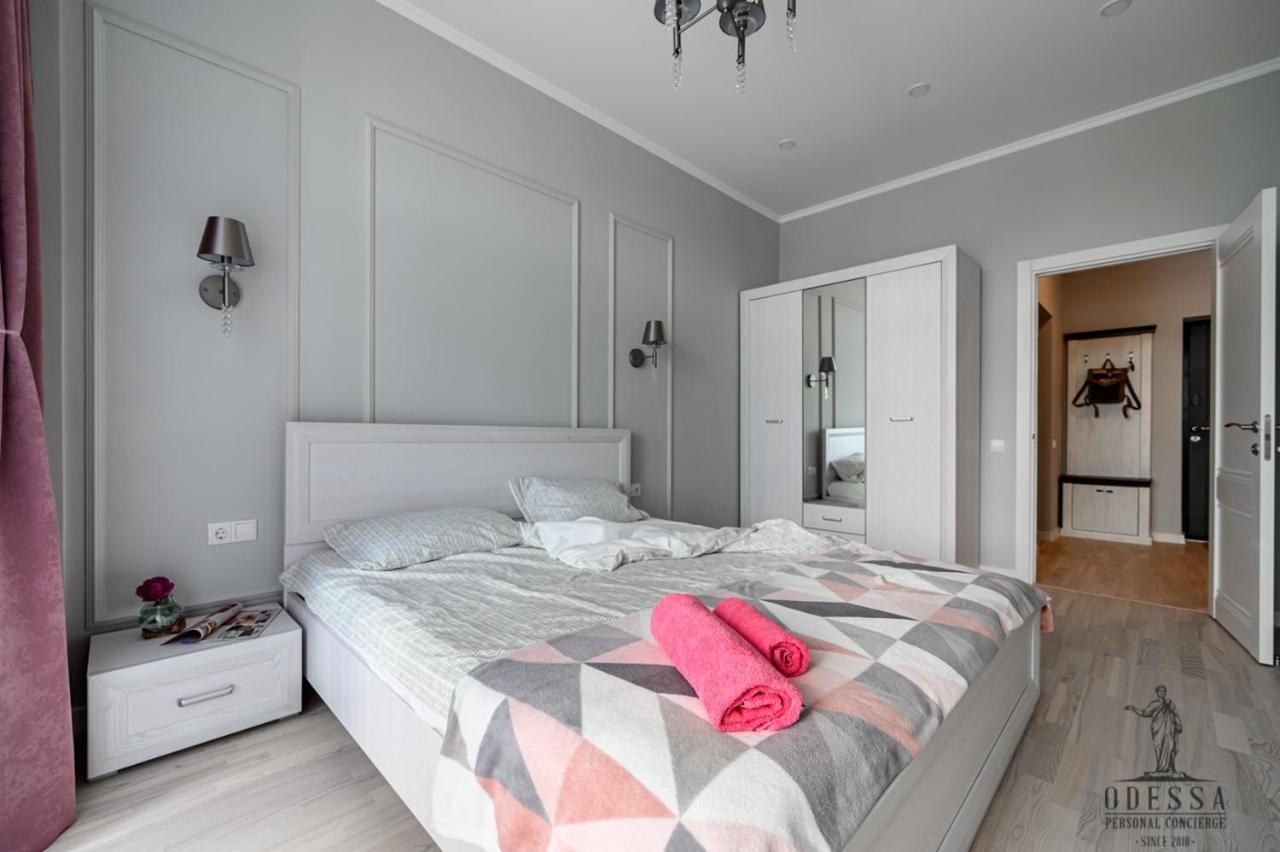 City Center New House Odessa Esterno foto