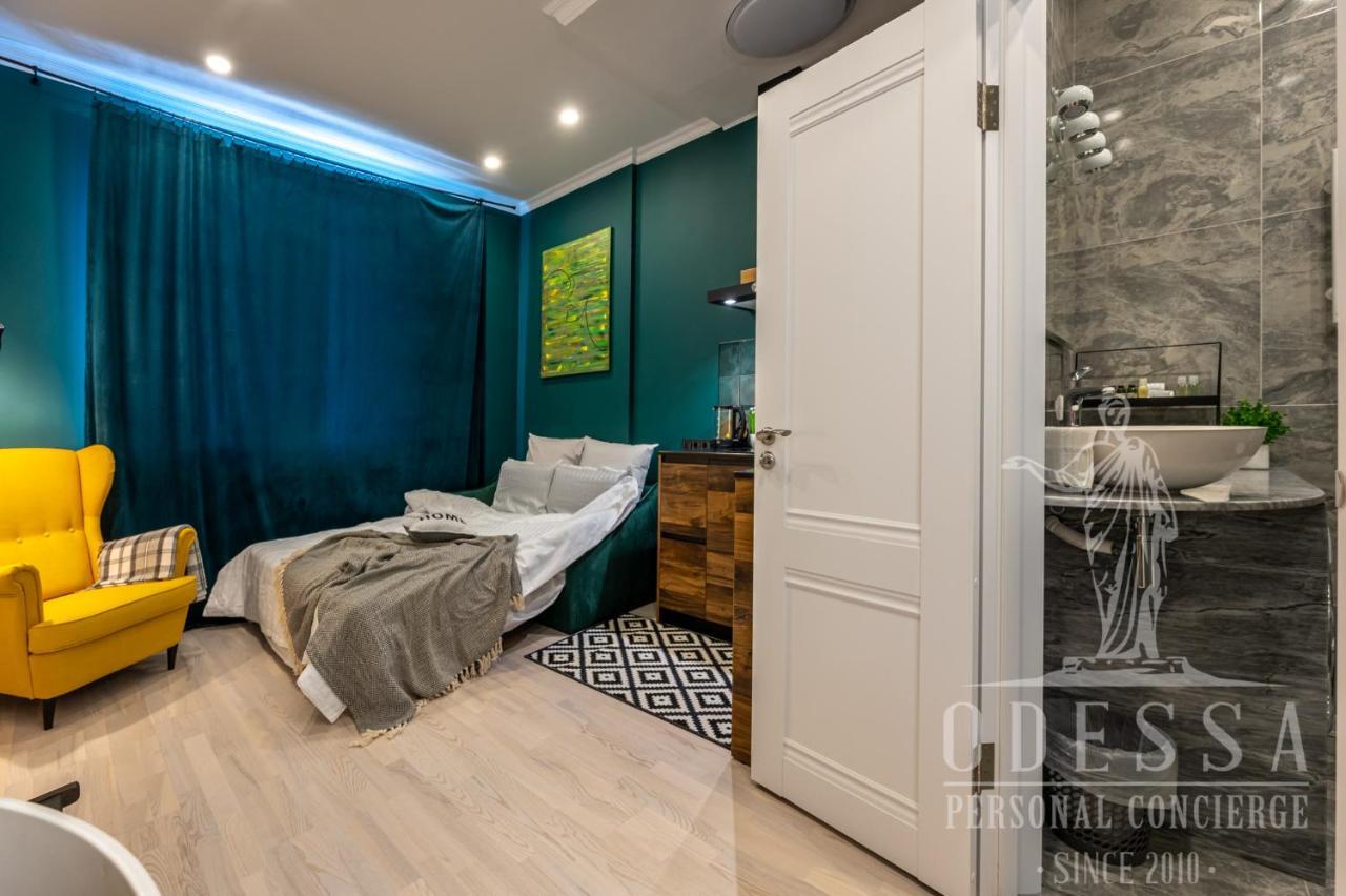 City Center New House Odessa Esterno foto