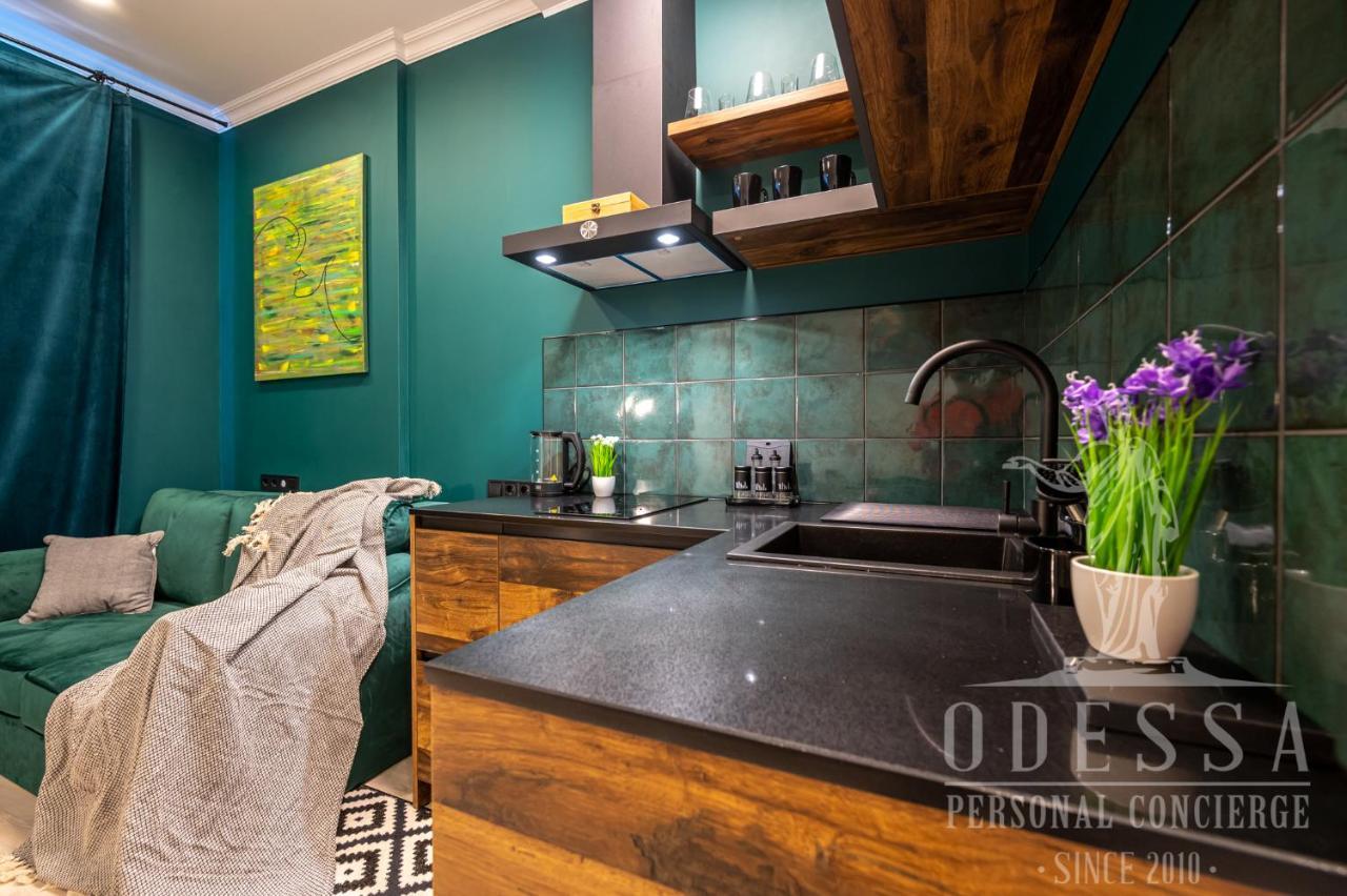 City Center New House Odessa Esterno foto
