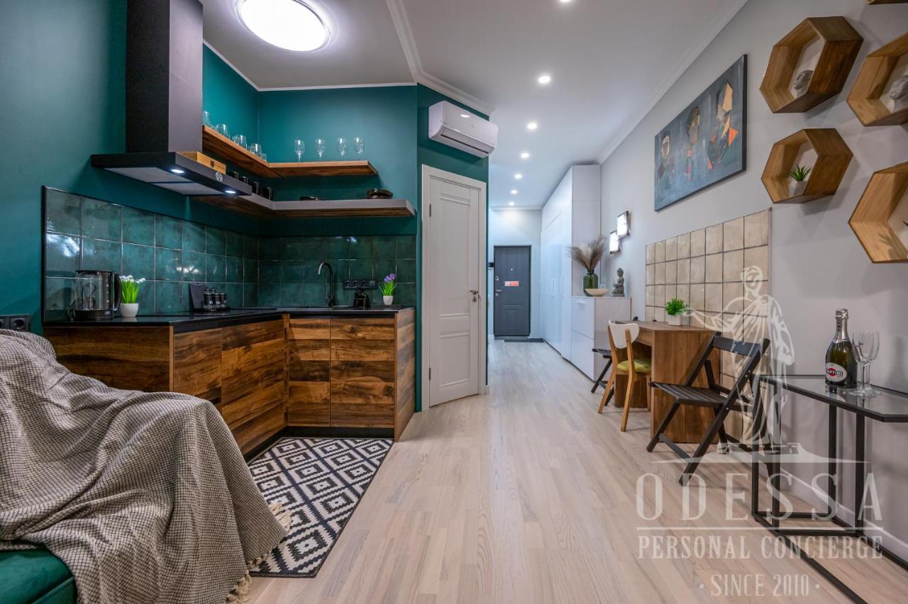 City Center New House Odessa Esterno foto