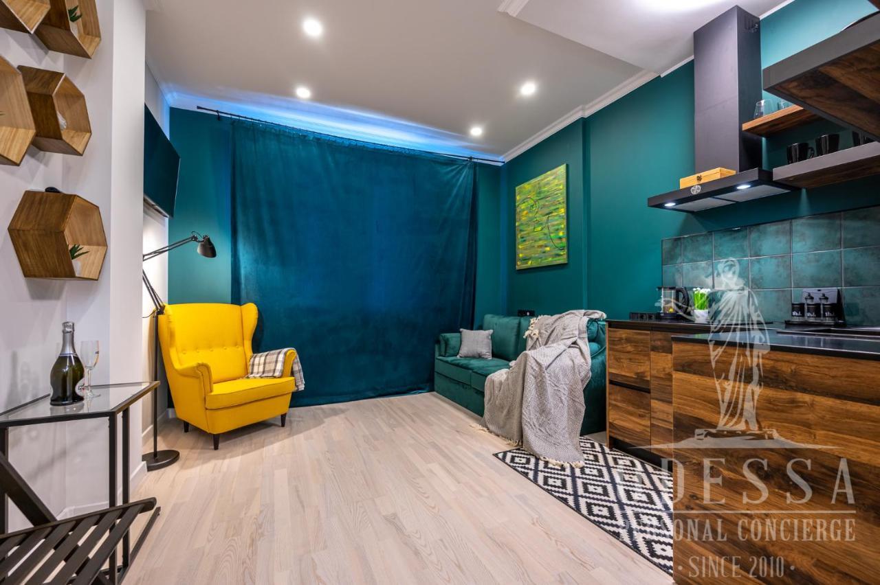 City Center New House Odessa Esterno foto